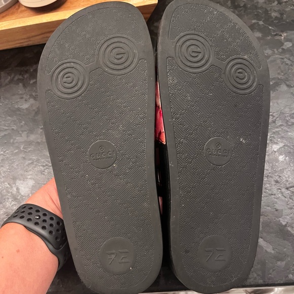 EUC Gucci Bloom Slides size 36 box included - Picture 2 of 4